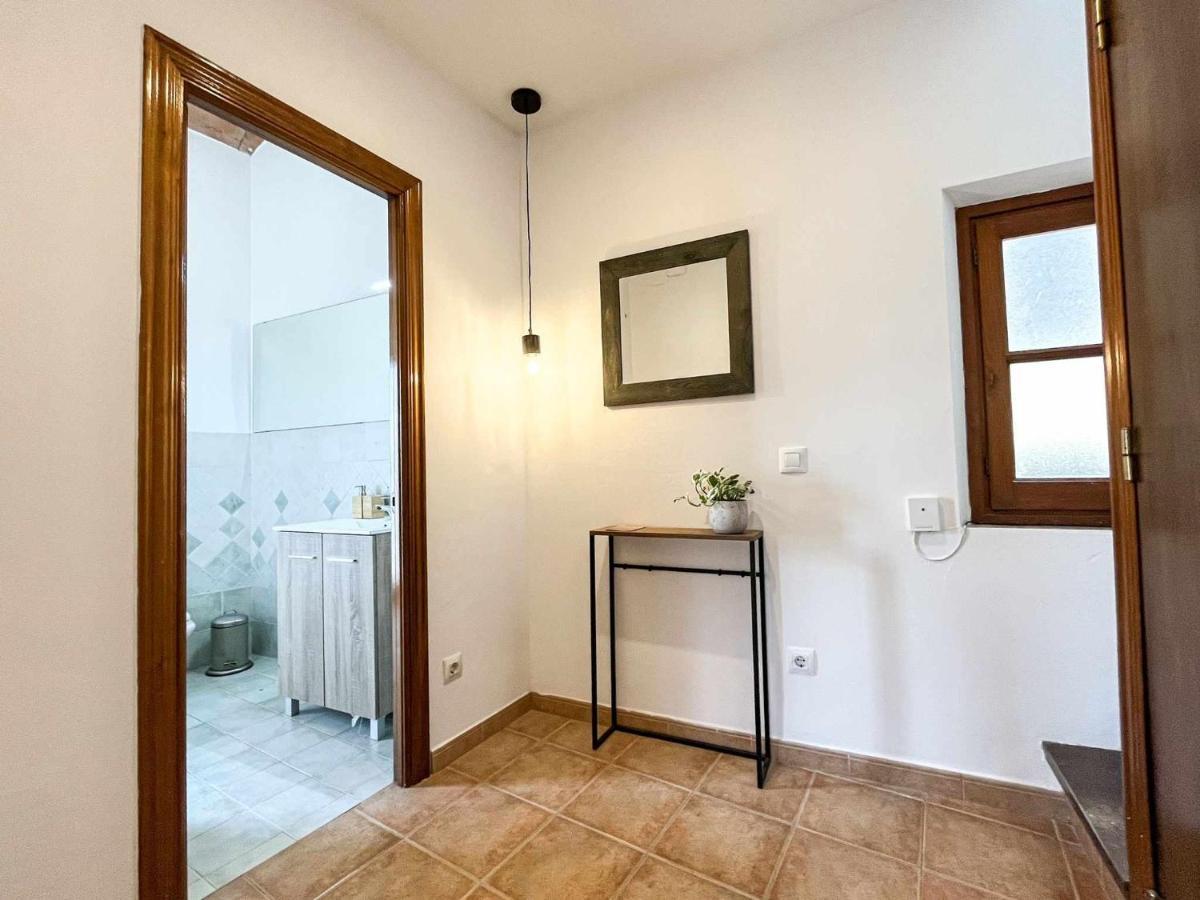 Romantic Duplex With Terrace And Great Views Girona Kültér fotó