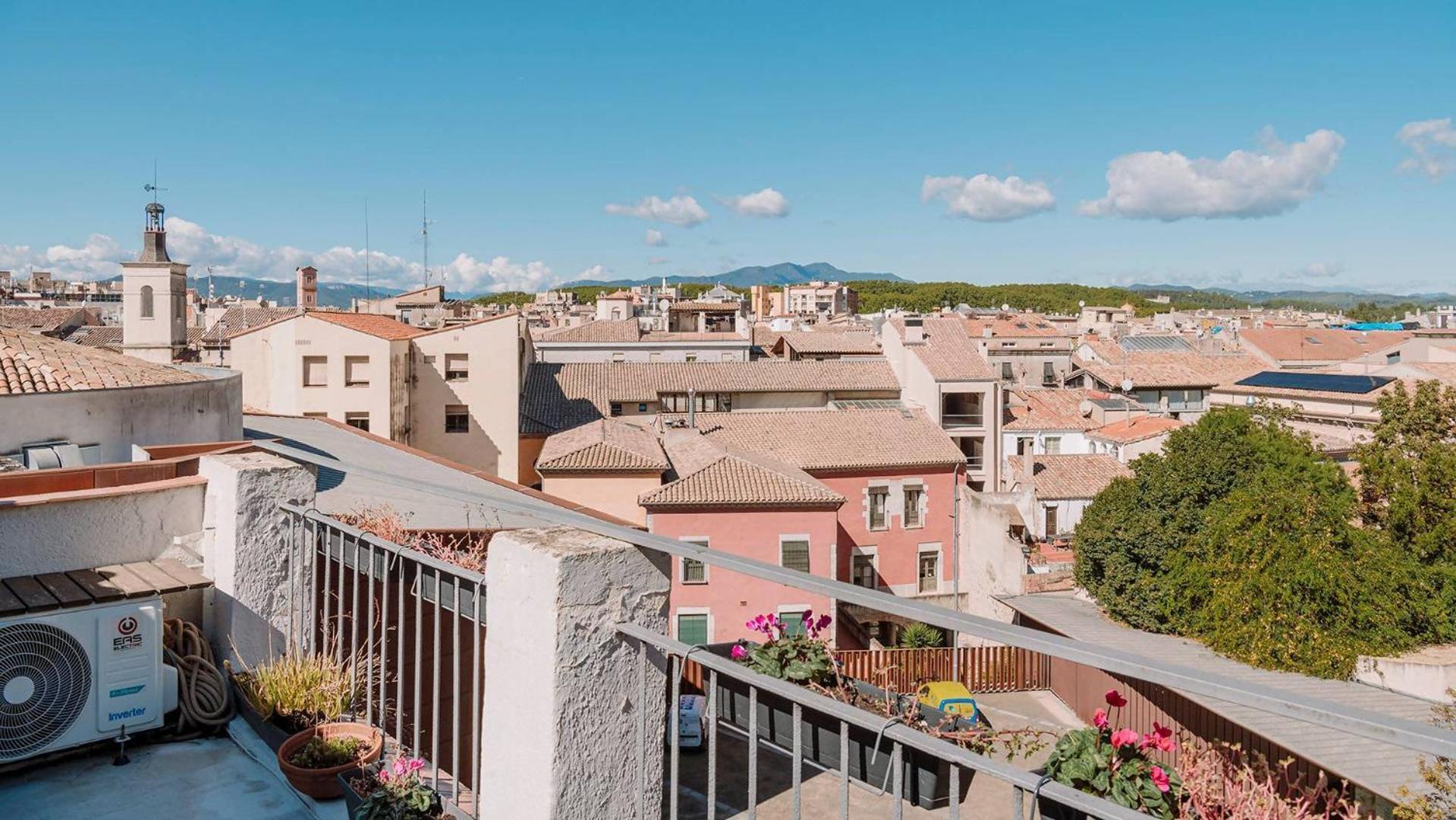 Romantic Duplex With Terrace And Great Views Girona Szoba fotó